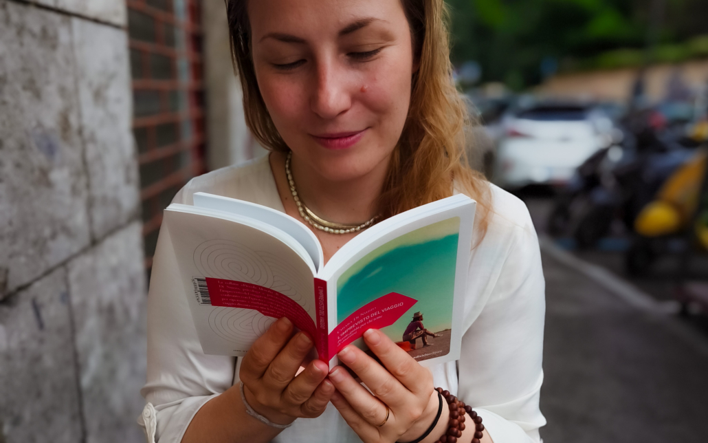 libro di viaggio _ L'imprevisto del viaggio_piccola guida per chi teme di smarrirsi_ Chiara Di Nuzzo